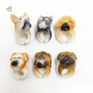 Bague dinosaure miniature pour les petits fans
