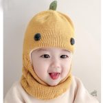 Bonnet enfant style dinosaure ludique