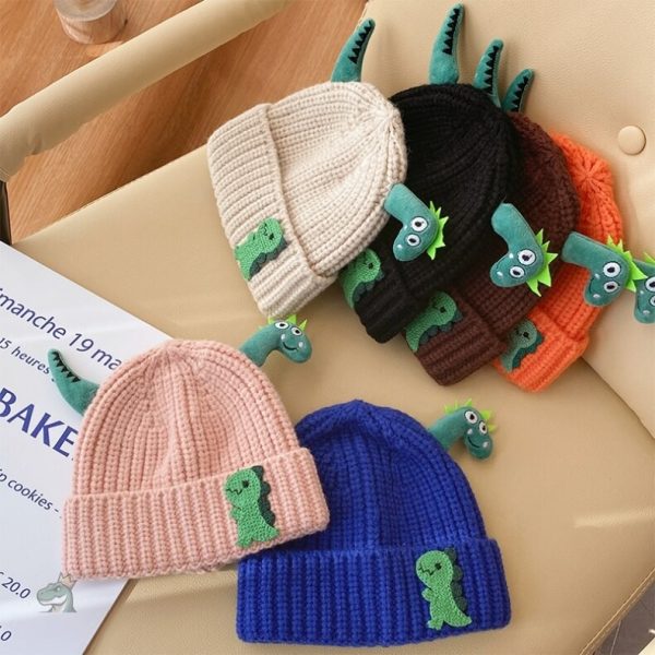 Bonnet enfant dinosaure pour les aventures