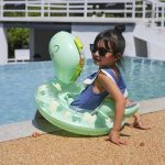Bouée d'été dinosaure, idéale pour les jeux aquatiques
