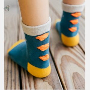 Chaussettes anti-dérapantes dinosaure pour enfants