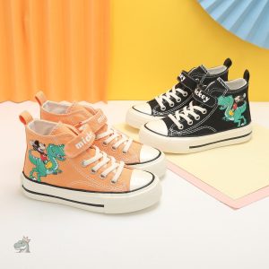 Modèle de converse inspiré des T-Rex