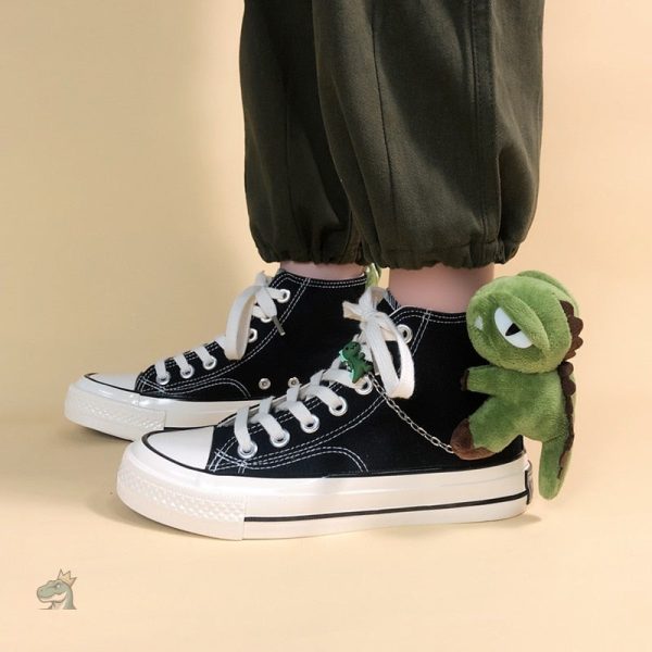Chaussures tendance avec thème dinosaure