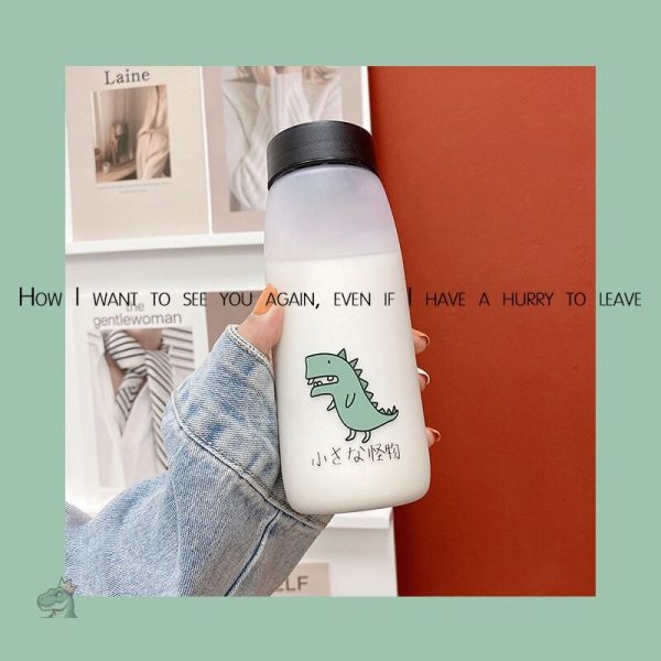 Gourde dino éco-responsable pour les enfants