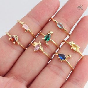 Bague dinosaure kawaii en design adorable et ludique