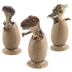 Oeuf de dinosaure raptor en taille miniature