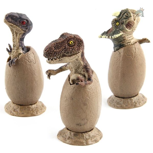 Oeuf de dinosaure raptor en taille miniature