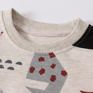 Pull enfant avec motif dinosaure, idéal pour les petits