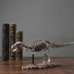 Statue squelette dinosaure en décoration intérieure