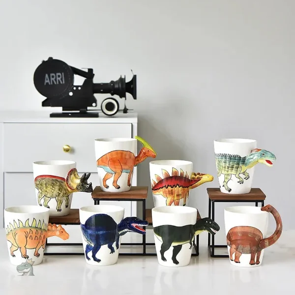tasse-avec-dinosaure-a-linterieur-1 Mug Dinosaure en relief