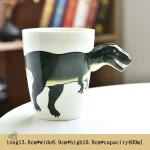 Mug en relief inspiré des dinosaures