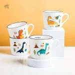 Tasse dinosaure coloré pour les amateurs de préhistoire