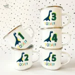 Tasse dinosaure anniversaire colorée et festive