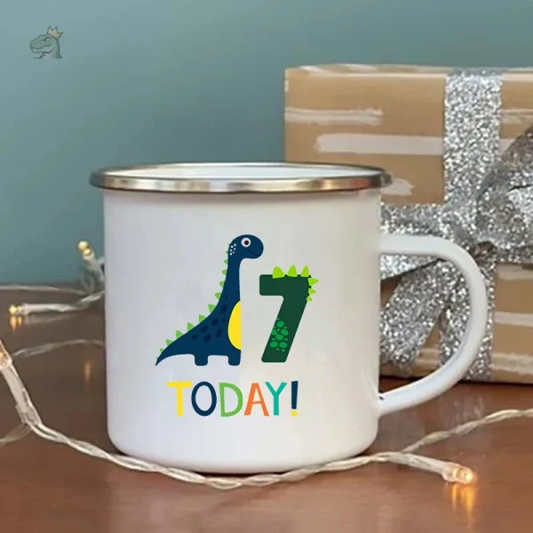 Tasse décorée de dinosaures joyeux