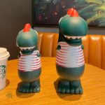 Cadeau original tirelire dinosaure pour enfants