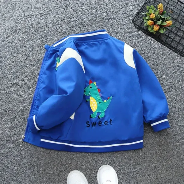 veste-dinosaure-h-m-1 Veste dinosaure pour enfants, style américain